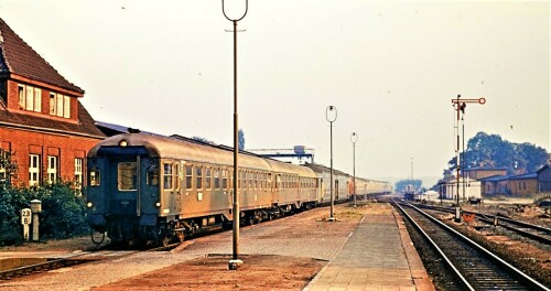 Bad Oldesloe Bahnhof 1967 (2) V160 Lollo LBE DoSto Doppelstockwagen Hasenkasten Mitteleinstiegswagen