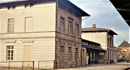 Bad_Oldesloe_alter_Bahnhof_1968_Abris-4.jpg