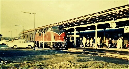 V200 br 220 028 Schienenhilfszug 1972 bad oldesloe bahnhof