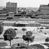 c_bad_oldesloe_1968_neuer_Bahnhof_Gleis_Bahnhofsvorplatz-2