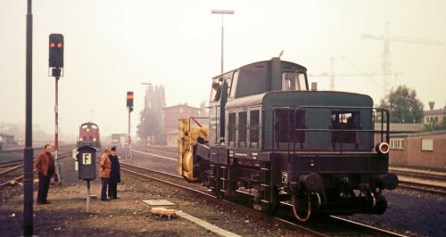 Schneeschleuder_832_Typ_HB600_Beilhack_grau_Schneephrase_Schneefrase_Schneepflug_Deutsche-Bundesbahn_DB_Ubung_Bad_Oldesloe_Bahnhof_1974-1.jpg