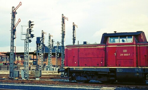 Umbau von Flügel auf Lichtsignale 1976 bad oldesloe bahnhof Bahnhofsmodernisierung (1)