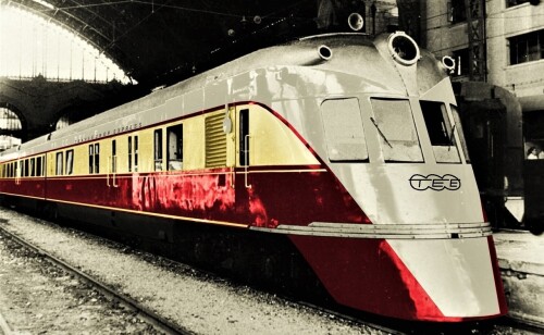 Chile_chilenische_Staatsbahn_MAN-103_Triebzug_train---Kopie.jpg