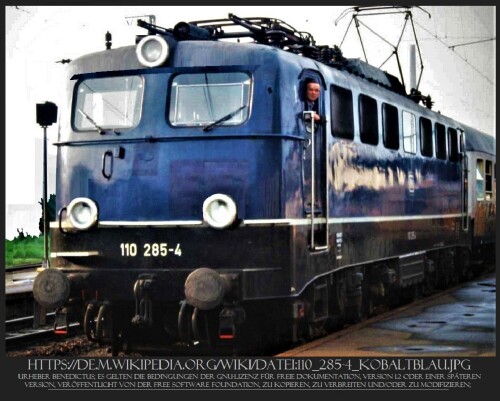 BR 110 254 DB cobaltblau stahlblau mit Südamerika typischen großen Scheinwerfern