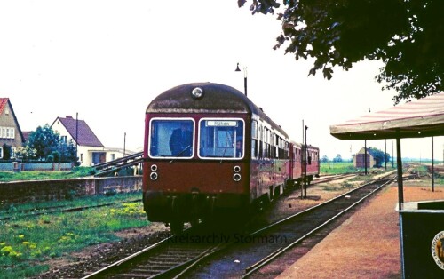 MAK Triebwagen Brome Bahnhof 1974 (2)