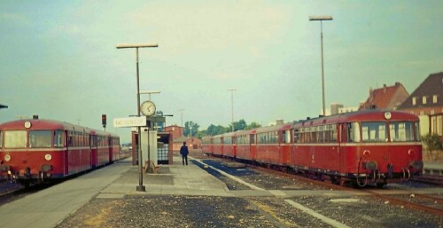 VT 98 BR 798 998 Schienenbus Bahnhof Bad Oldesloe 1975