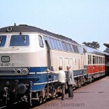 BR_218_457_Bahnhof_Gerhard_Stoltenberg_Wahlkampf_Tour_Heimatort_Bad_Oldesloe_1977_Sonderzug_TEE_BAvaria_Trans_Europ_Express-0