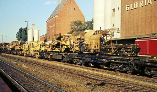BR 290 321 V90 Bauzug Bahnhof Bad Oldesloe 1976 Gleisvorfeld (12)