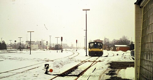BR 332 Köf 3 ozeanblau DB Bahnhof Bad Oldesloe 1977