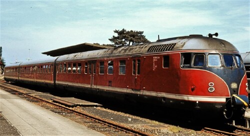 BR 608 612 VT 08.5 12.5 Bahnhof Bad Oldesloe 1979