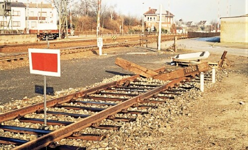 Entgleisung Aufgleisung V 200 BR 220 Bahnhof Bad Oldesloe Prellbock überfahren 1974 (0o)
