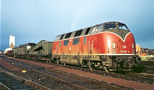 Krupp Ardelt Kranwagen Dampfkran Bauart Bauzug Bahnhof Bad Oldesloe 1976 Gleisvorfeld DB BR 220 017 