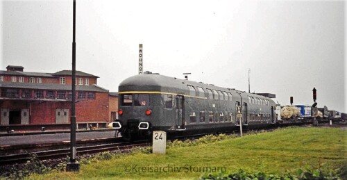 LBE Doppelstockwagen Dosto LBE Bahnhof Bad Oldesloe 1979 (3)