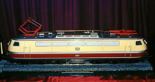 Model 1zu8 TEE BR 103 Trans Europ Express Handmodell DER Reisebüro DB Bahnhof Bad Oldesloe 1977