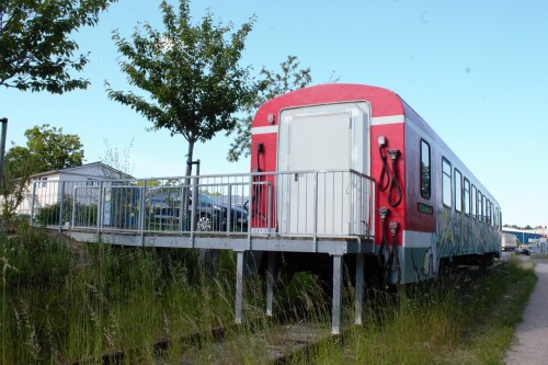 2023 BR 628 CFL als wohnen übernachten im Zug Grafitti Bad Oldesloe Industriegebiet (3)