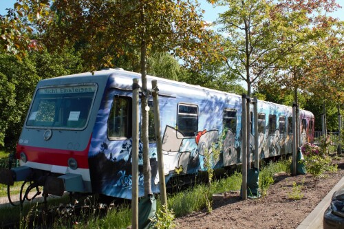 2023 BR 628 CFL als wohnen übernachten im Zug Grafitti Bad Oldesloe Industriegebiet (4)