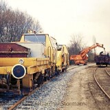 Blumendorf_Gleisstopfmaschine_DB_Systemtechnik_Industriegleis_1975_Bad_Oldesloe_Elmshorn_EBOE-2