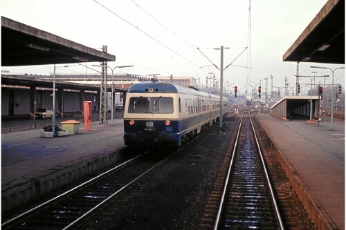 BR 614 047 ozeanblau Braunschweig Hbff 1984