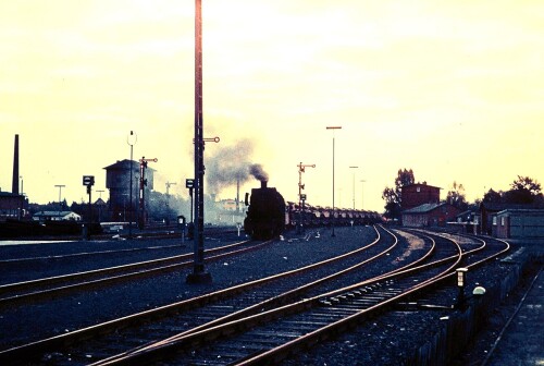 BR 051 403 Militärzug Manöver Panzer Hechtwagen 1969 Bahnhof Bad Oldesloe (2)