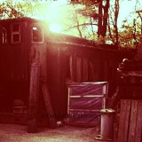 Bahnhof_Trittau_1966_alter_preusischer_Reisezugwagen_als_Hutte_Schuppen-d-1