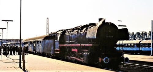 BR 012 Pop Art DB Waggon grün kieselgrau 1977 Emden Bahnhof