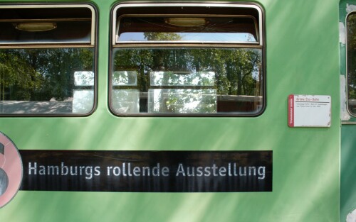 ET_471_470_Hamburg_S-Bahn_historisch_Erlebnisbahn_Ratzeburg_Schmilau_Bahnhof_2023 (7)