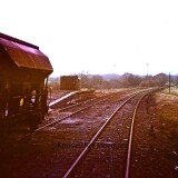 Bahnhof_Berkenthin_1971_Schotterwagen_Schuttwagen_DB_Nebenstrecke