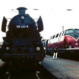 BR_18_323_BR_220_067_V200.0-Hildesheim_Hbf_Bahnhof_Bahnsteig_Stellwerk_1969-1