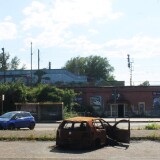 Maschen_Bahnhof_bunter-Bahnhof_Golf_3_abgebrannt_ausgebrannt_2024_Mai-1