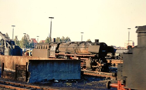 BR 042 113 Emden Hbf Bahnhof BR 12 1977 Bahnhof a (1)