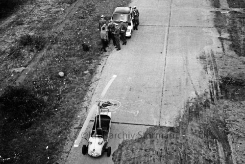 Messerschmidt Kabinenroller Hubschrauber Mercedes Ponton Todesfall Polizei 1965 witzhave aUTOBAHN