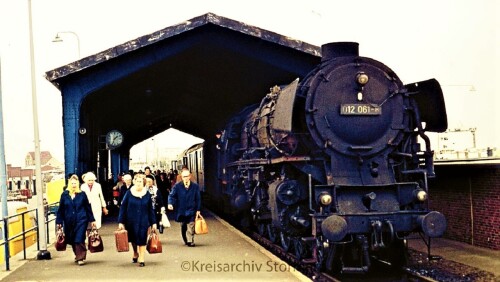 Norddeich Mole Bahnhof BR 012 061 Empfangshalle 1975 Dampflok 2 C 1