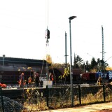 Grove_Schwerlastkran_Teleskopkran_Seeland_Ham_Schwarzenbek_Bahnhof_Modernisierung_2024_Bahnsteigdach-6