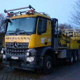 Mercedes_LKW_Zwei_Wege_Fahrzeug_Oberleitung_Montage_Schwarzenbek_Bahnhof_Modernisierung_2024_a-10