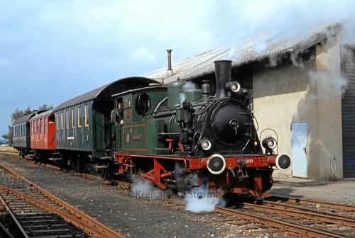 Preußisch_Oldendorf_Bahnhof_1980_Dampfzug_historischer_Zug_aaaaaaaa