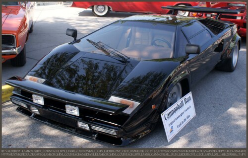 Lamborghini_Countach_1979_LP400S_Cannonball_Run_LSideFront_CECF_9April2011_14414239080_3.jpg