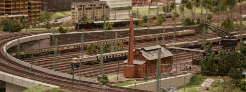 Miniaturwunderland_Miwula_BR_103_E_03_TEE_E_10.3 Rheingold_Rheinpfeil (1)