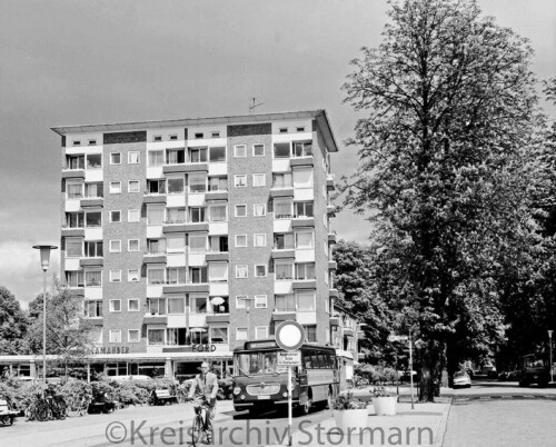 Ahrensburg 1966 Bahnhofsumfeld (1)