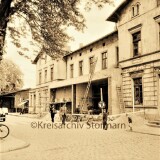Ahrensburg_Bahnhof_Bahnhofsgebaude_LBE_Lubeck_Buchener_eisenbahngeslleschaft_1965-Bahnhof