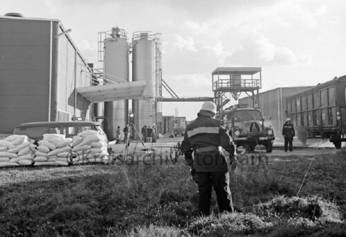 Ahrensburg 1972 Feuerwehrübung Industriegebiet b