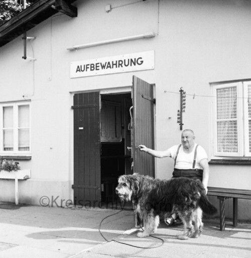 Bargteheide Bahnhof 1985 Gepäckaufbewahrung Gepäckbewacher Rentner Gerth