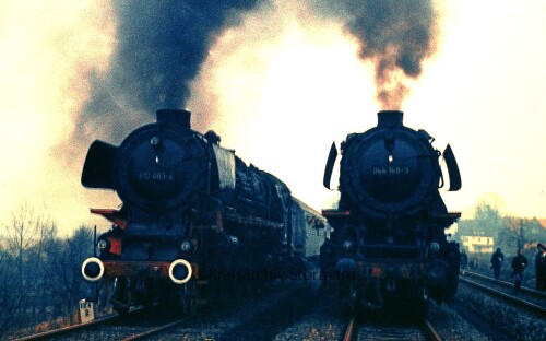 BR 012 063 BR 044 149 Deutsche Bundesbahn 1973 Dransfeld Bahnhof Dampflok (2)