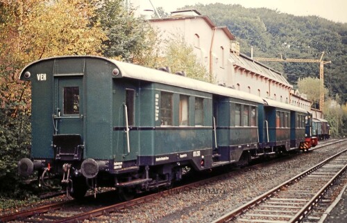 Essen Kupferdreh Bahnhof Lok BR 80 Personenwaggon c