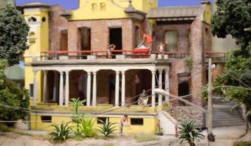 Rio_de_Janairo_Modellbahn_gauge_Railway_MiWuLa_Miniaturwunderland_H0-11_Villa.jpg