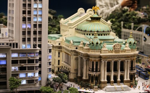 Rio_de_Janairo_Modellbahn_gauge_Railway_MiWuLa_Miniaturwunderland_H0-2_Opera.jpg