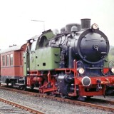 BR_80_H0_Jung_CNTL_12037-VEH_D-5_Essen_Kupferdreh_Bahnhof-2