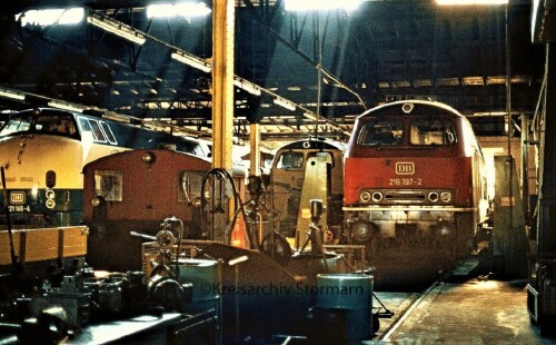 BR 221 146 ozeanblau BR 218 197 BW Lübeck Lokschuppen Werkstätten 1980