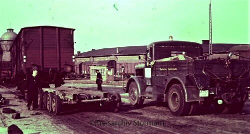 Kaelble K 633 ZB lübeck Gbf 1965 Verladung LKW (1)
