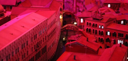 Miniaturwunderland_Venice_Venedig_Weltkulturerbe_MiWuLa_Modellbahn_H0-_dawn-1.jpg
