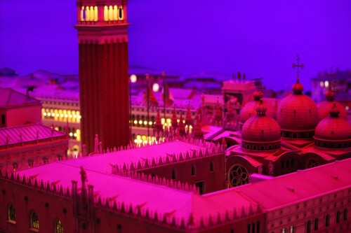 Miniaturwunderland_Venice_Venedig_Weltkulturerbe_MiWuLa_Modellbahn_H0-_dawn-3.jpg